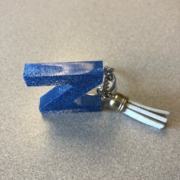 Handmade Letter "Z" Keychain - Picture 2 of 6